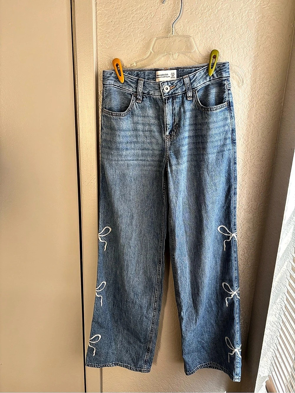 Abercrombie Kids High Rise Ultra Wide Leg Jean Jeans Girls 11/12 Blue